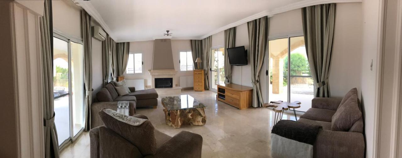 فيلا Casa Santos Kyrenia كيرينيا المظهر الخارجي الصورة